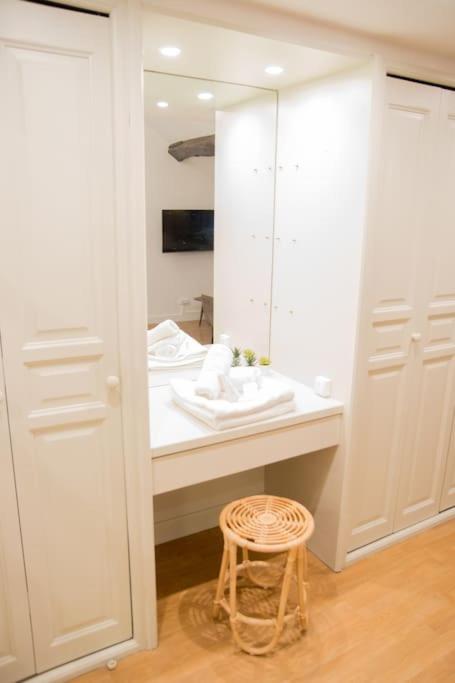 Spacious Studio In Paris Hyper Center - Smart Tv & Wifi - 4P Экстерьер фото